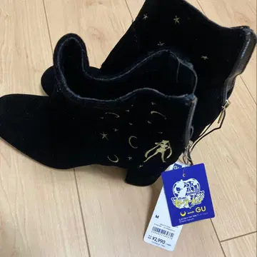 GU 세일러문 블랙 부츠 M 별과 달 자수