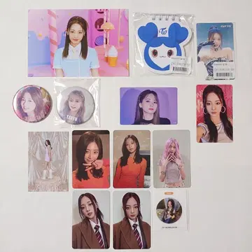 TWICE 쯔위 캔뱃지 트레이딩 카드 엽서 묶음 판매