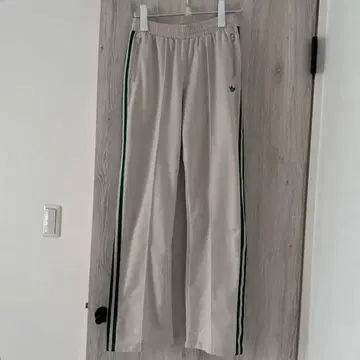 adidas Originals 트랙 팬츠 / 젠더 뉴트럴