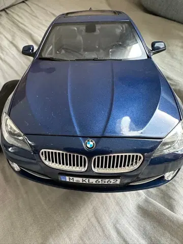 NOREVBMW 550i 미니카 Blue 1/18