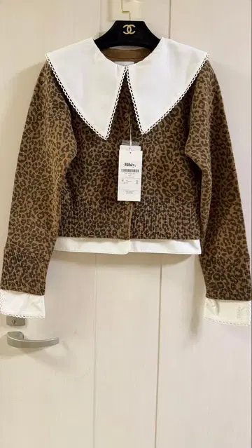 Bibiy. PATTY PILGRIM TOP 새상품 택 포함