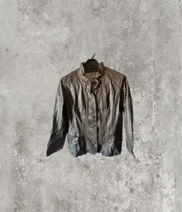 다크 브라운 가죽 자켓