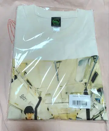 로빈슨 포토 T셔츠 L 사이즈 하치미츠 30th 스피츠