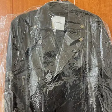 택 포함 새상품 dazzlin 블랙 가죽 자켓 M