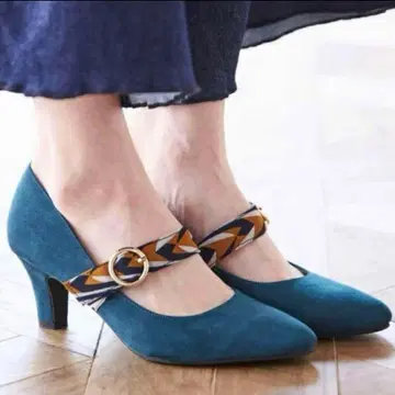 ORiental TRaffic 바이컬러 벨트 펌프스 그린 34