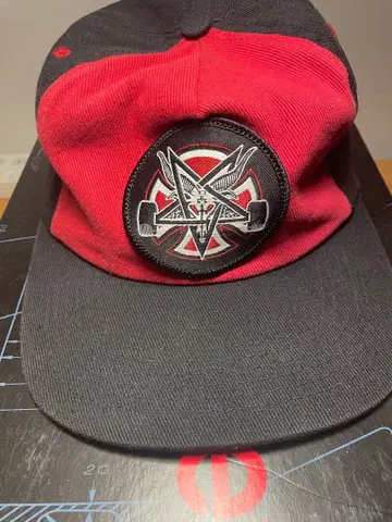 INDEPENDENT x THRASHER 콜라보 캡 스케이터