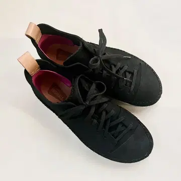 클락스 트라이 스파크 블랙 UK4