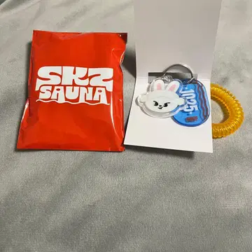 스키즈 팝업 SKZOO 사우나 키링 리노