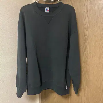 RUSSELL sweater