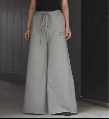 shinya kozuka 25ss 배기 맨투맨