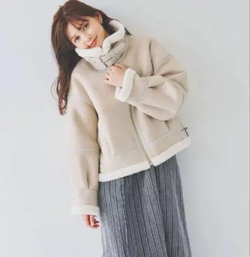 [dazzlin] 보아 컴팩트 숏 블루종