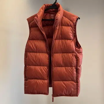 유니클로 베스트 사이즈 S Ultra Light Down 주황색