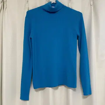 로페피크닉 터틀넥 블루