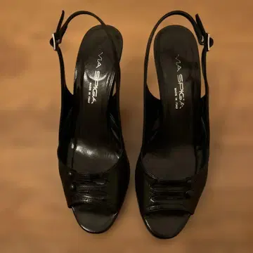 VIA SPIGA 블랙 가죽 슬링백 힐