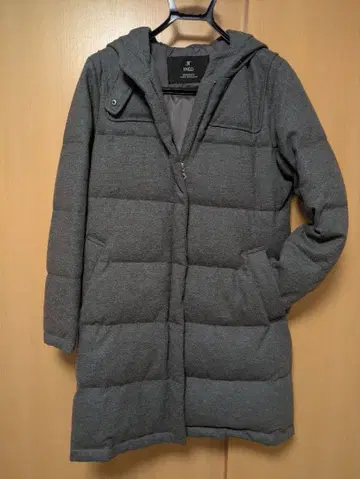 INED 다운 코트