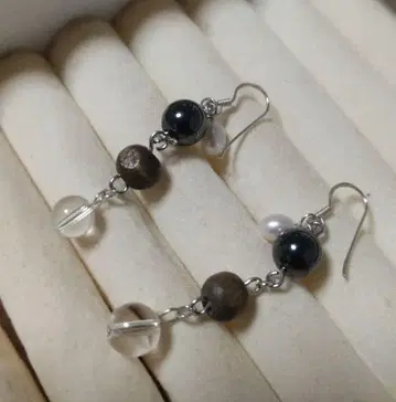 [ 특가 ] 핸드메이드 담수펄&수정&헤마타이트 걸이형 실버 925 귀걸이