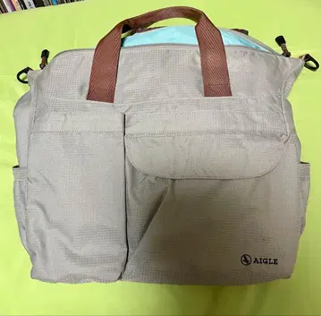 Aigle 마더백