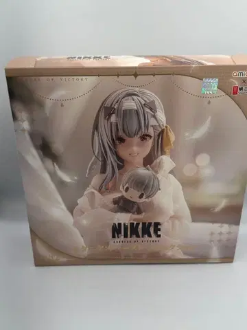 모더니아 퍼스트 어페어션 완성품 피규어