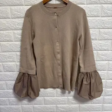 [ Mila Owen ] 벌룬 커프스 니트 가디건 베이지