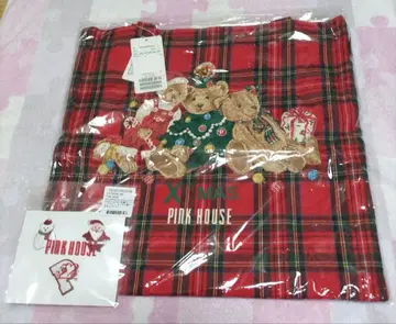 핑크하우스 크리스마스 백 & 핑 배치