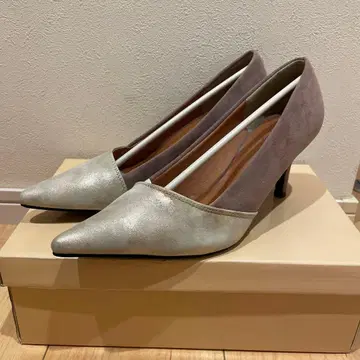 새상품 골드 오크 스틸레토 하이힐