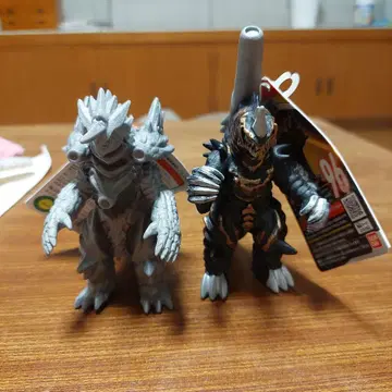 울트라 괴수 시리즈 글루지오킹과 글루지오레기나 택 포함