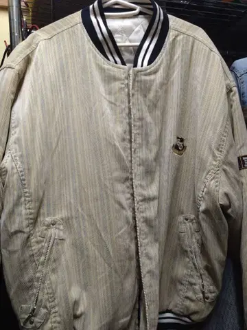 BON GIOVAN 스트라이프 점퍼 LL