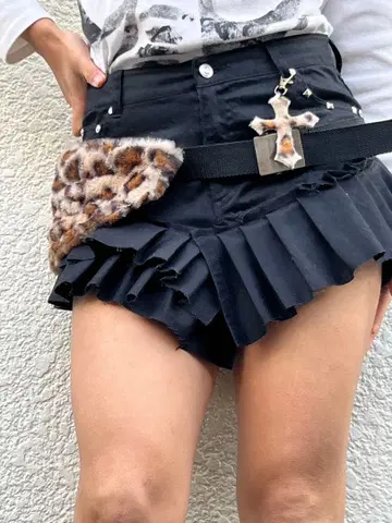 YOEN 플리츠 스커트 블랙