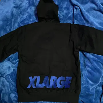 X-LARGE 액티브 자켓 블랙 후드 부착