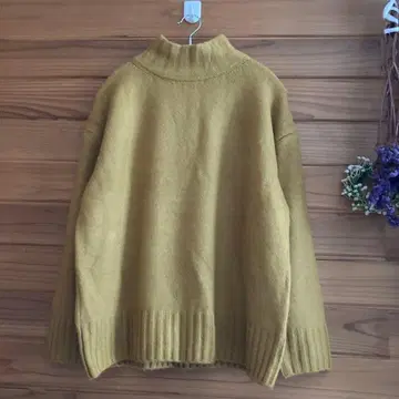 Annespocket 머스타드 하이넥 스웨터