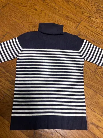 나노 유니버스 LB.04 보더 터틀 리브 니트 F