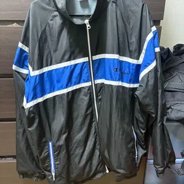 Champion 나일론 자켓 블랙/파랑 스트라이프