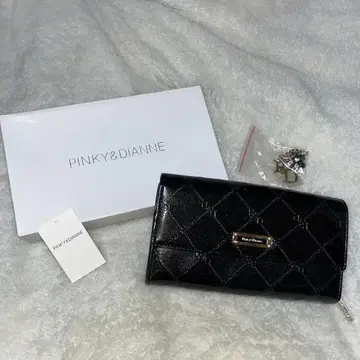 PINKY & DIANNE 블랙 장지갑