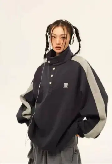 지하인 온라인 cattee 하프 버튼 맨투맨 네이비 L 사이즈