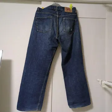 PIG HIP STORE 셀비지 스트레이트 데님 버튼 플라이 33