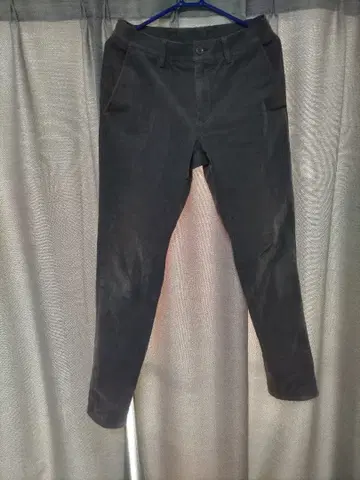 EPOCA UOMO 블랙 슬림핏 코듀로이 팬츠