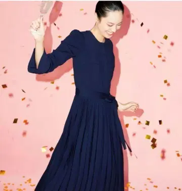 CELFORD 스프링 니트 원피스 네이비 긴팔 플리츠 원피스