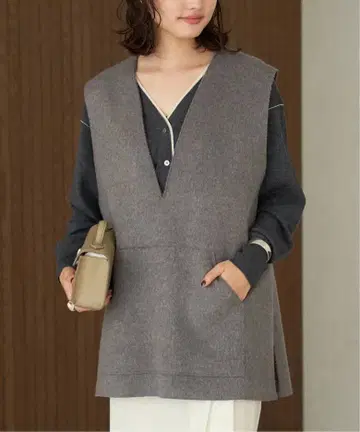 이번 시즌 Plage WO 오버 베스트 그레이