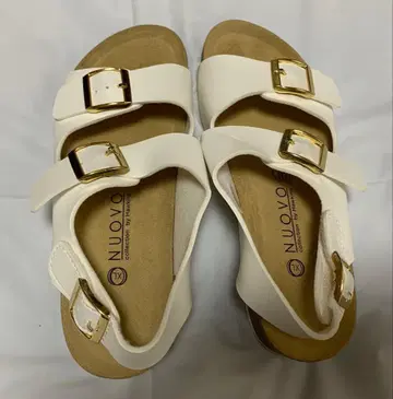 NUOVO 샌들