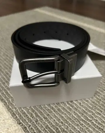 Calvin Klein 블랙 벨트