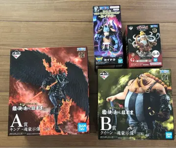 [ 백수 해적단 대 간판 ] 제일복권 킹 퀸 잭 메가 월드 컬렉션 카이도