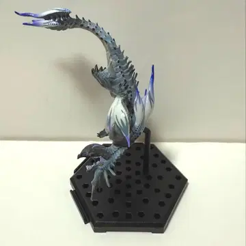 몬스터 헌터 이부시마키히코 피규어