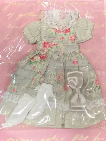 리카짱 캐슬 발렌타인 드레스 작은 가게 한정 컬러 27cm