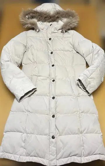 MISCHMASCH 후드 부착 롱 다운 자켓 화이트