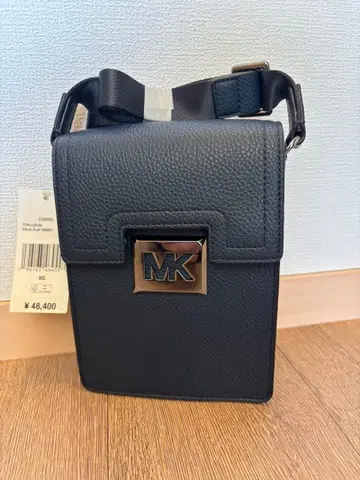 새상품 마이클코어스 숄더백 네이비