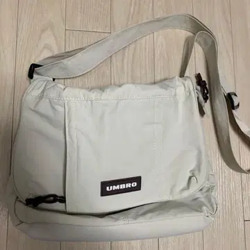 UMBRO 숄더백