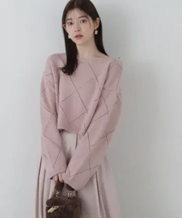 [ 새상품급 ] 프로포션 바디 드레싱 * 안젤리나 아이렛 니트