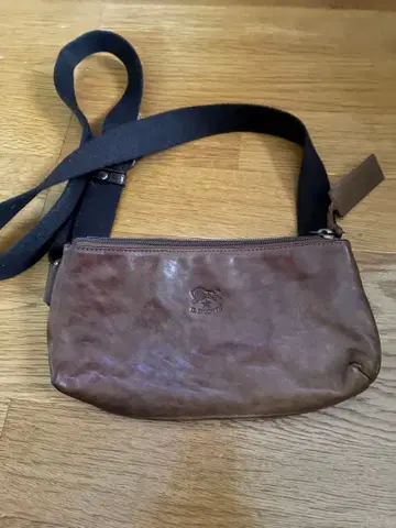 일비종떼 숄더백