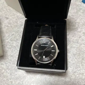 엠포리오 아르마니 블랙 아날로그 시계