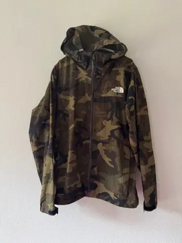 새상품급 THE NORTH FACE 카모플라쥬 나일론 자켓